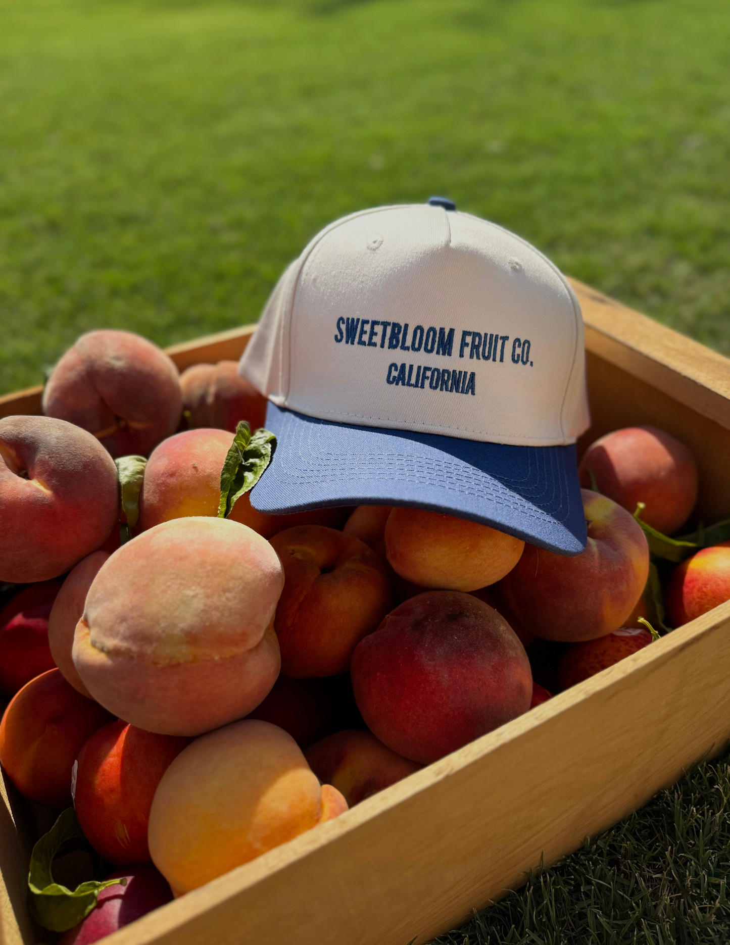 SWEETBLOOM Trucker Hat